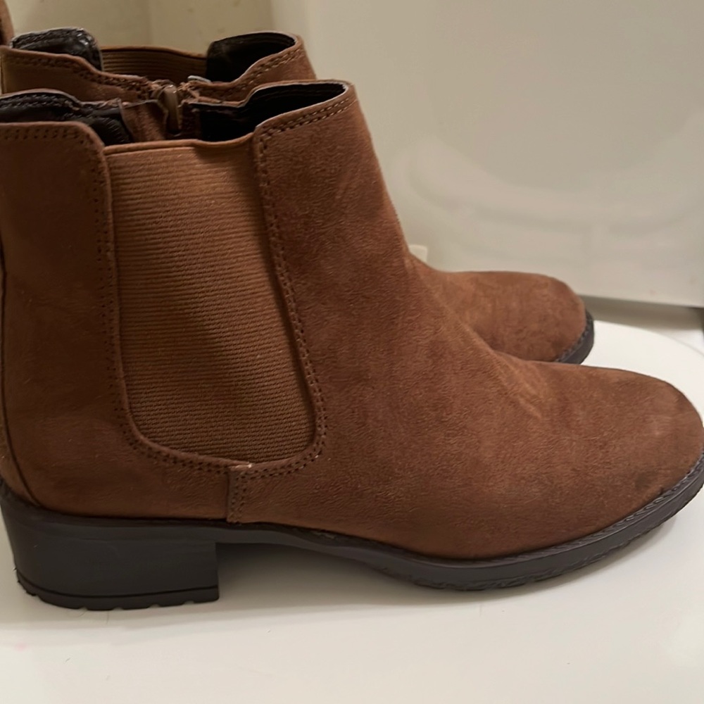 Chelsea Boots